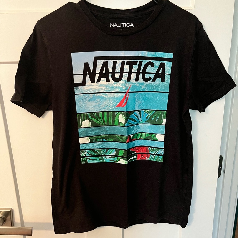 Nautica Black Short Sleeve Tee with Graphic Design